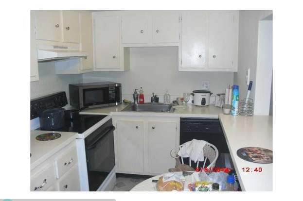 Building Photo - 4174 Inverrary Dr