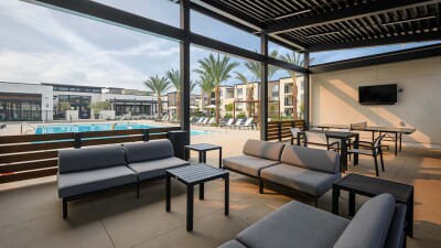 Building Photo - 2868 E Shepherd Ave