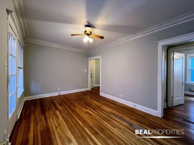 Building Photo - 2 bedroom in CHICAGO IL 60640