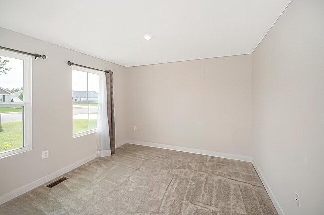 Building Photo - 11360 Emerald Dr