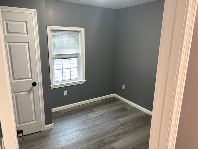 Building Photo - 74 Park St