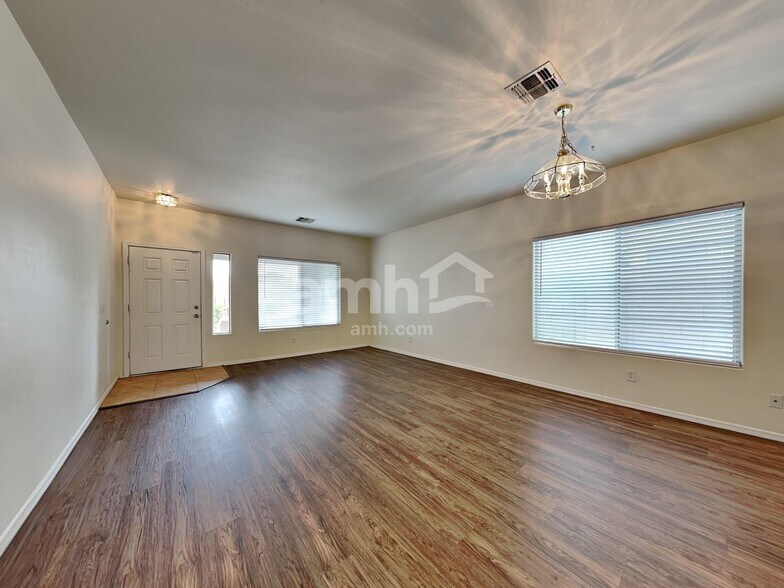 Building Photo - 14610 W Acapulco Ln