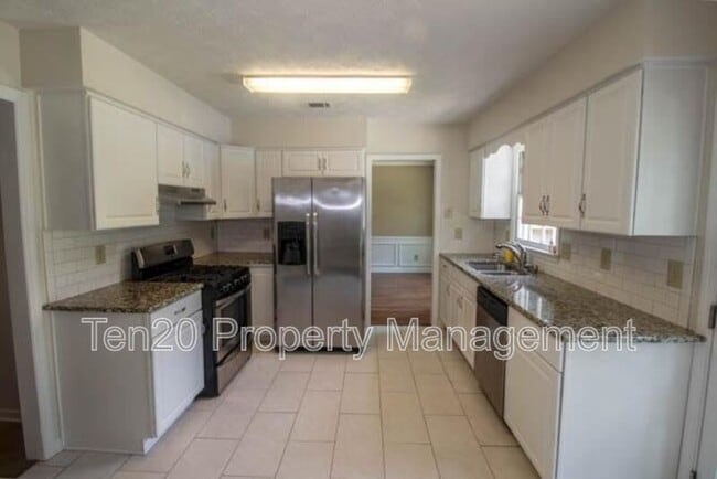 Building Photo - 4566 Jiminey Loop