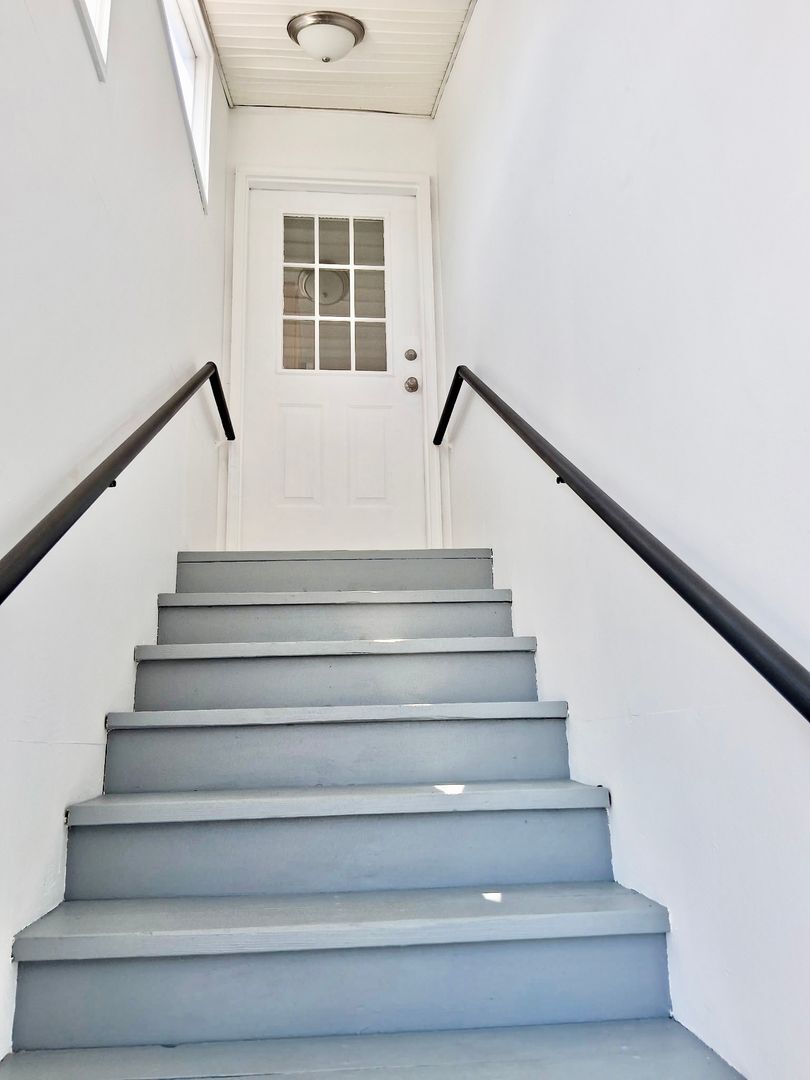 Building Photo - 18-20 Foch Avenue
