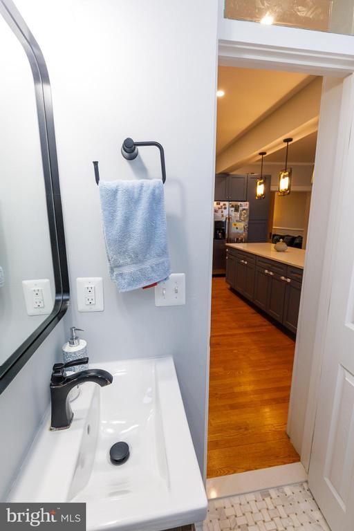 Building Photo - 1113 Clifton St NW