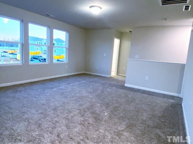 Building Photo - 4 Bedroom Single Family for Rent
