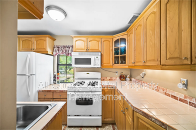 Building Photo - 10515 N Mopac Expy