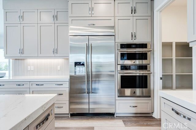 Building Photo - 260 Holliston