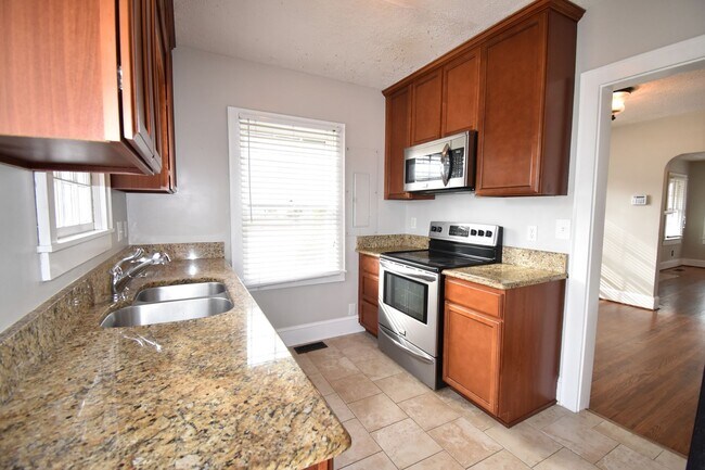 Building Photo - Coming Soon~3 Bedroom and 2 Bath Home- Bonus Room (Pets Considered)
