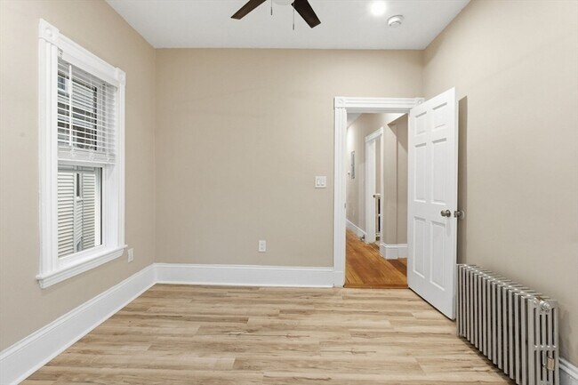 Building Photo - 43 Lonsdale St