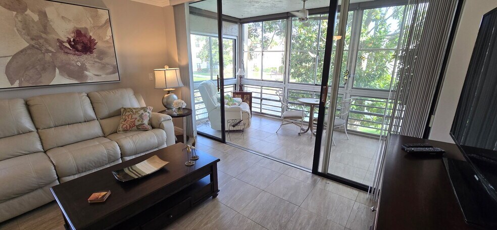 Sliding doors to Lanai - 14255 Rosemary Ln