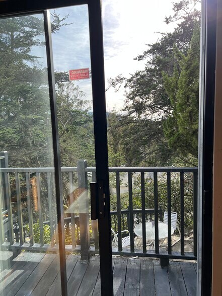 Building Photo - 409 Dellbrook Ave