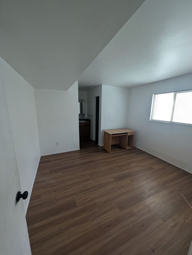 Building Photo - 1319 N 1st Ave