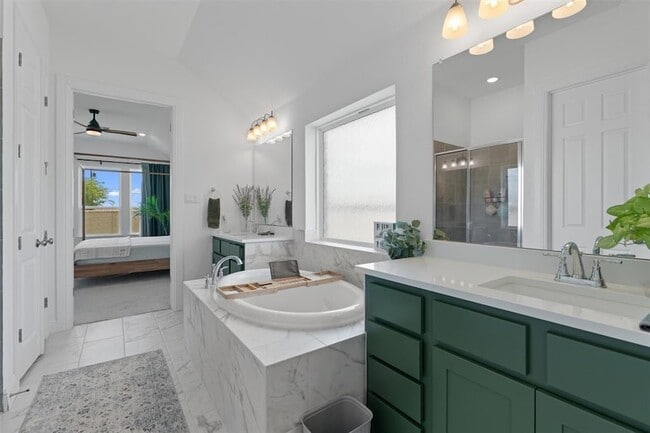 Building Photo - 20240 Smedley Dr