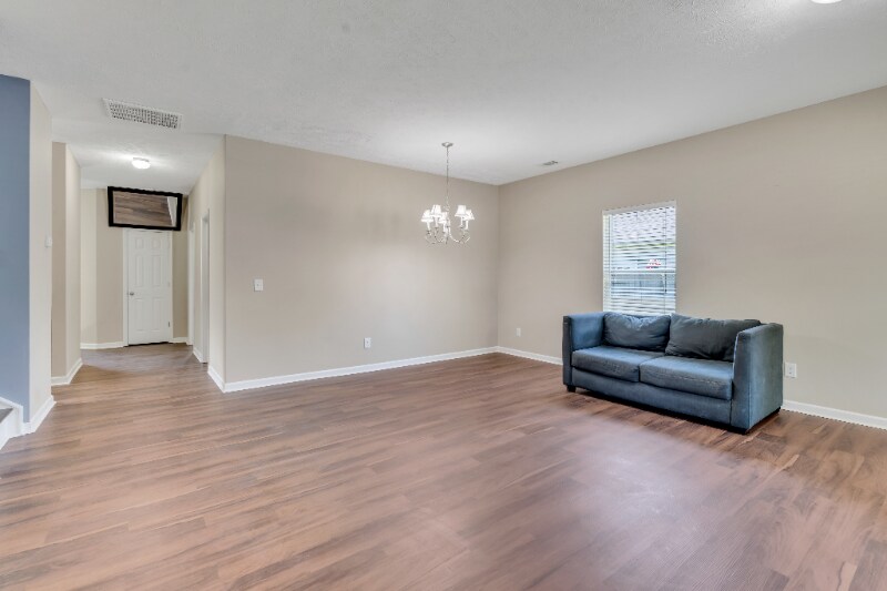 Building Photo - 7302 Autumn Crossing Way