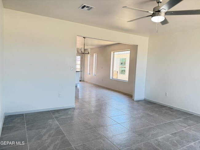 Building Photo - 12464 Cayo Norte Dr