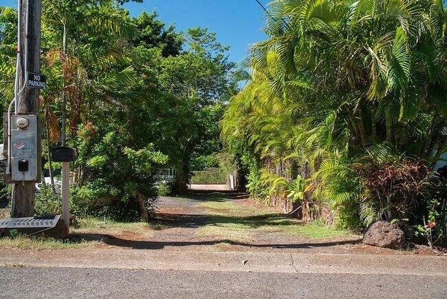 Building Photo - Spacious Luxury Home in Napili 3bd/2bth