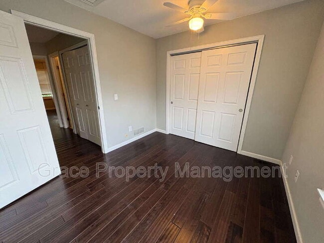 Building Photo - 10607 W Dartmouth Ave