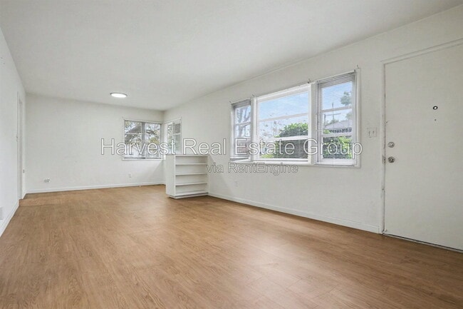 Building Photo - 2233 Ninth St