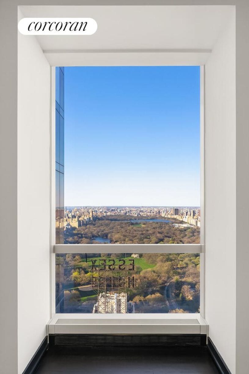 Building Photo - 157 W 57th St