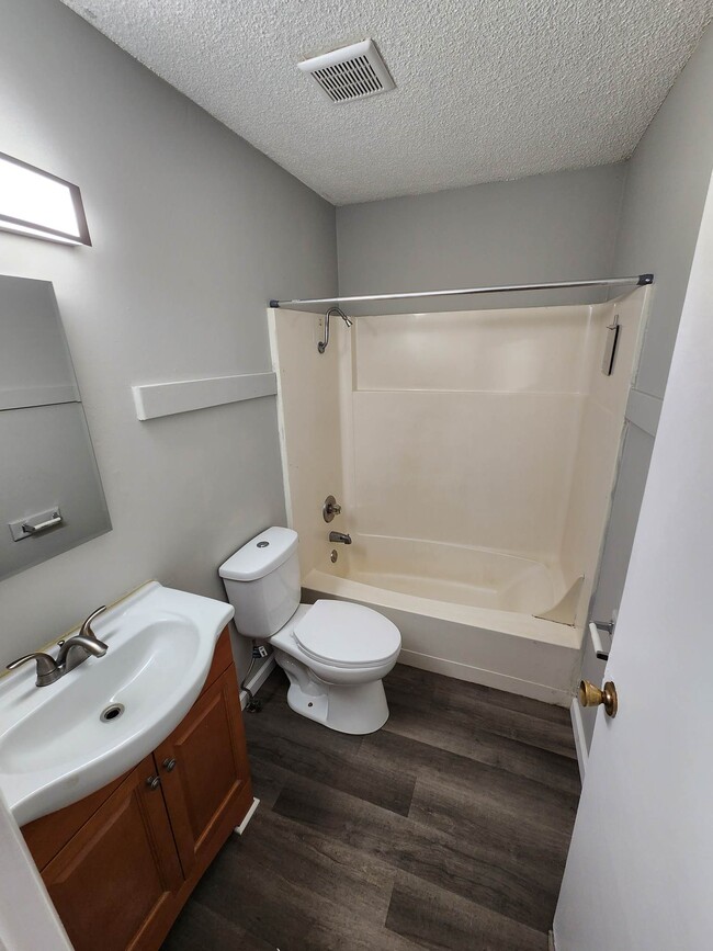 Building Photo - 7939 E Cree Lake Dr S