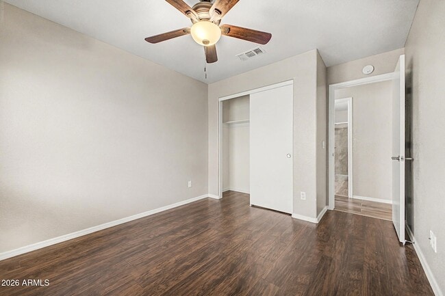 Building Photo - 308 W Liberty Ln