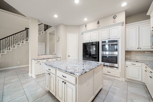 Building Photo - 2714 Ember Pass Ln