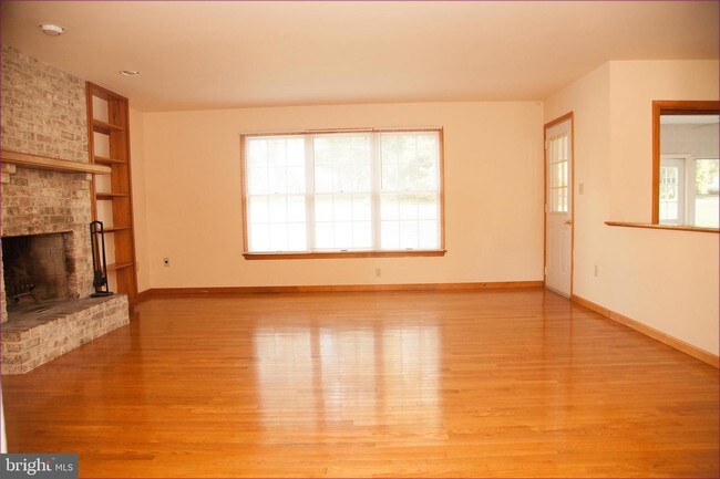 Building Photo - 519 Cobbler Ct