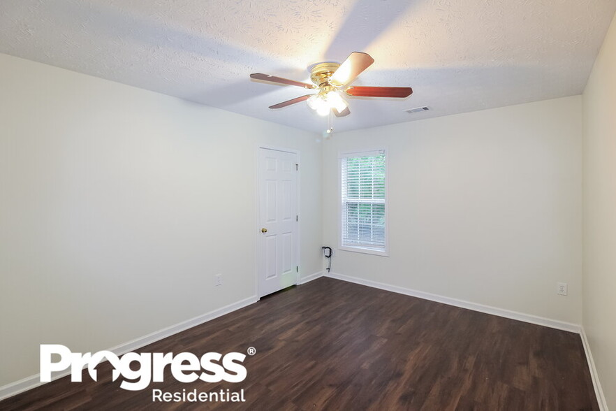 Building Photo - 4110 Eden Valley Dr
