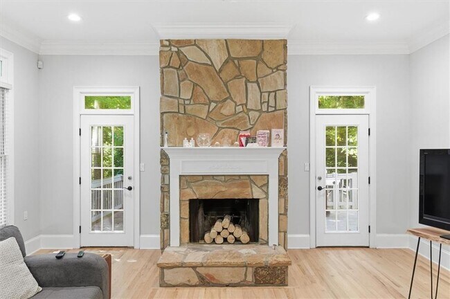 Building Photo - 1247 Manor Oaks Ct