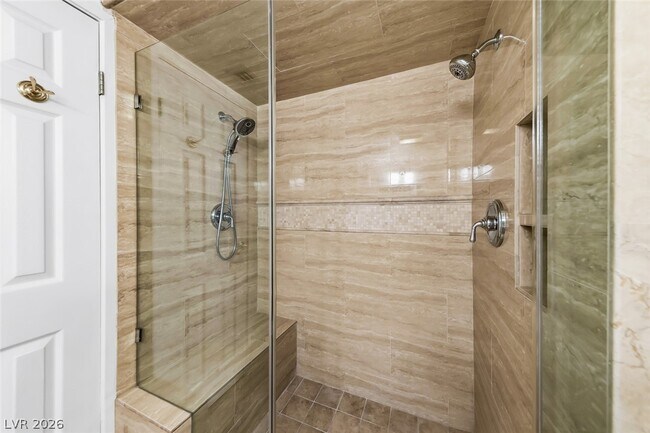 Building Photo - 205 E Harmon Ave