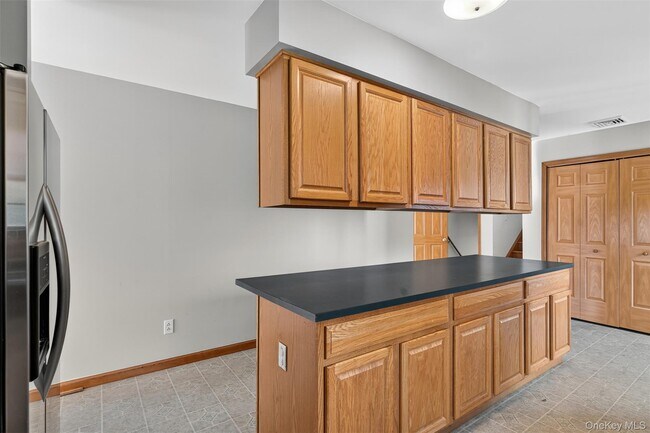 Building Photo - 98 Black Creek Rd