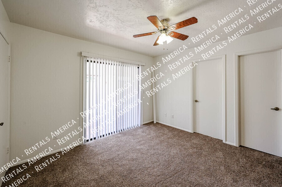 Building Photo - 3301 E Wescott Dr