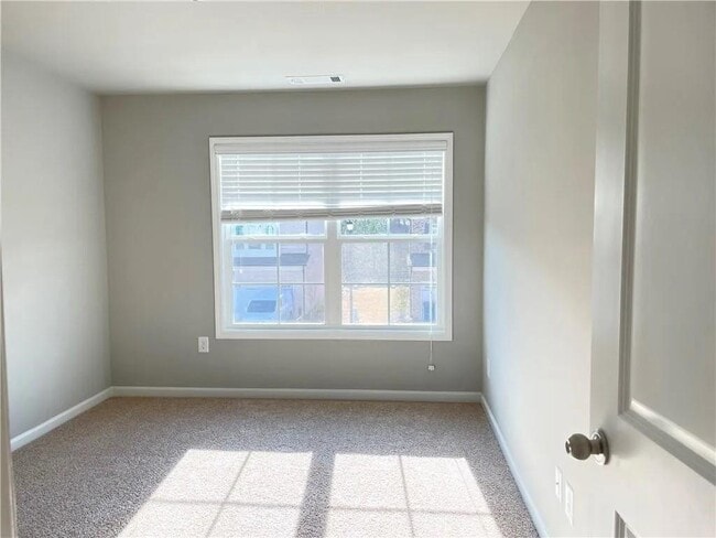 Building Photo - 2375 Morgan Pl Dr