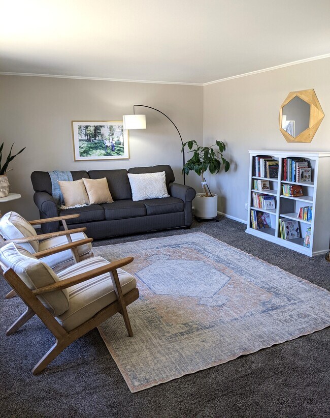 Front Living Room - 1820 N Afton Cir