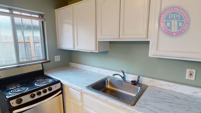 Building Photo - odo7401