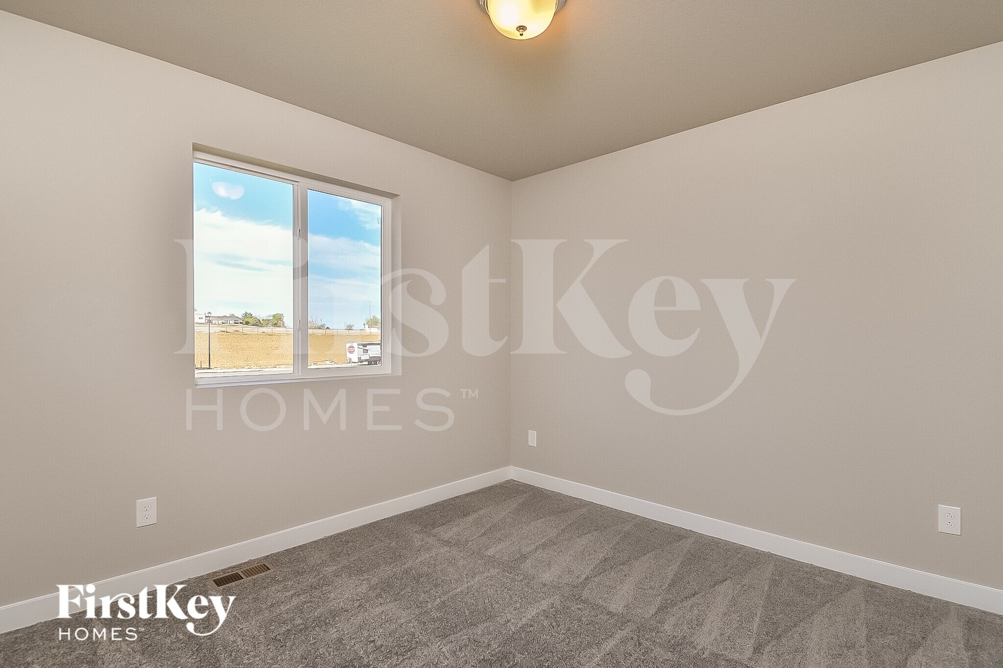 Building Photo - 10405 Luneth Dr