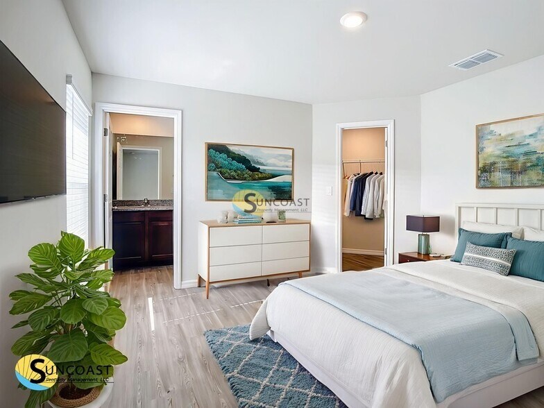 Building Photo - 3849 Hollycrest St