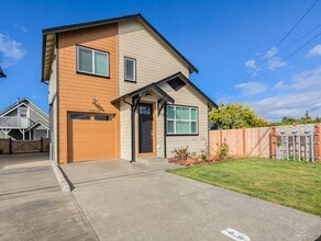 Building Photo - Beautiful Brand New Construction 3 bed, 2....
