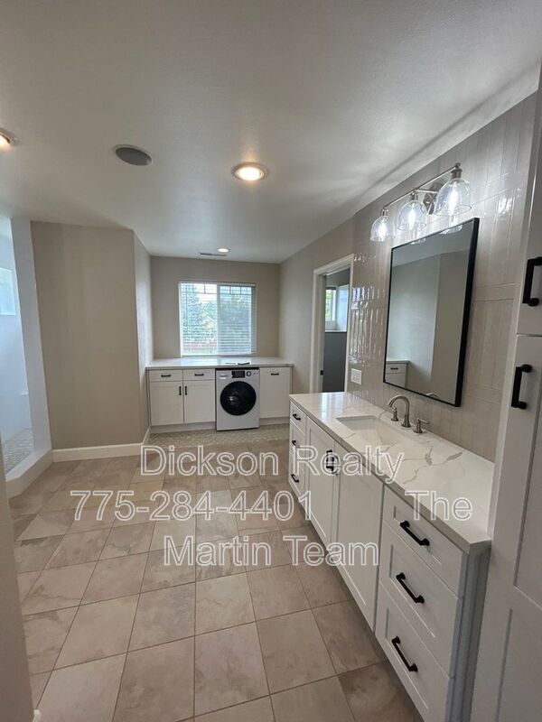 Building Photo - 3149 Gladiola Ct