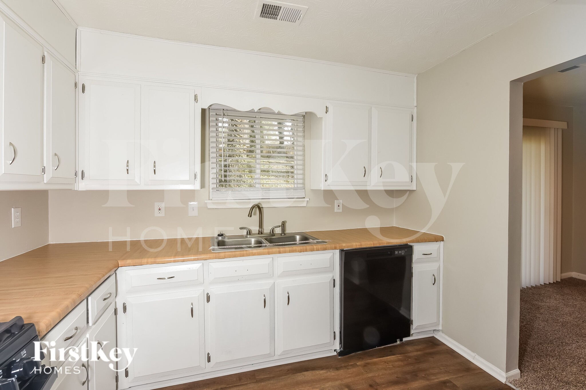 Building Photo - 3292 Mixon Way