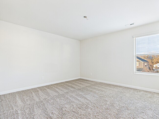 Building Photo - 6725 Good News Dr