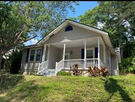 Building Photo - 18 Hemlock Dr