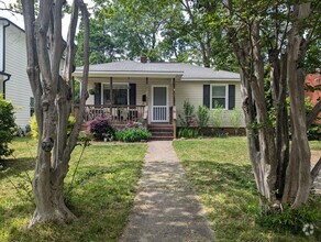 Building Photo - Ranch Home in NODA Area of Charlotte w/ Fe...