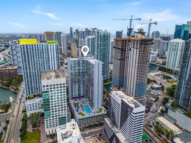 Building Photo - 690 SW 1st Ct