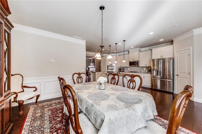 Building Photo - 2616 Vintage Dr