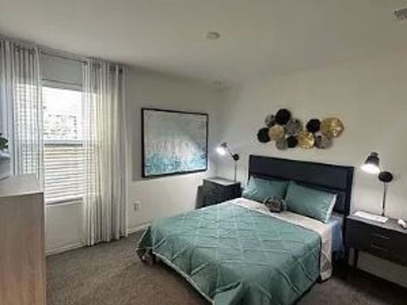 Building Photo - 13037 E Iron Chief Dr