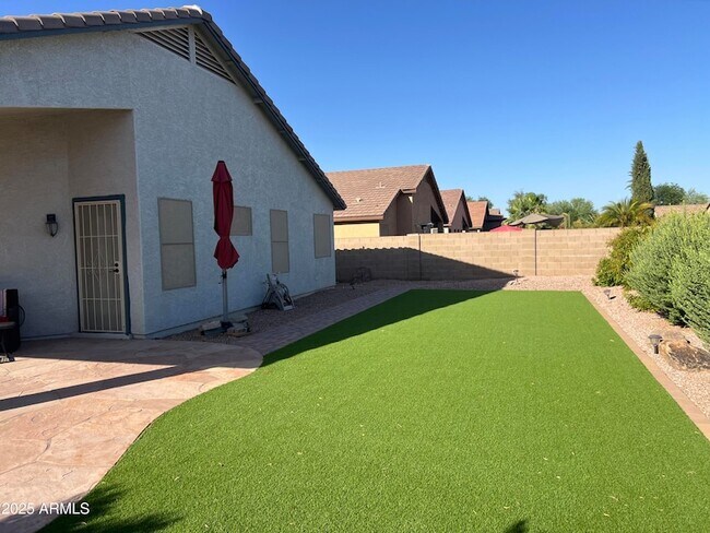 Primary Photo - 35282 N Shorthorn Trail