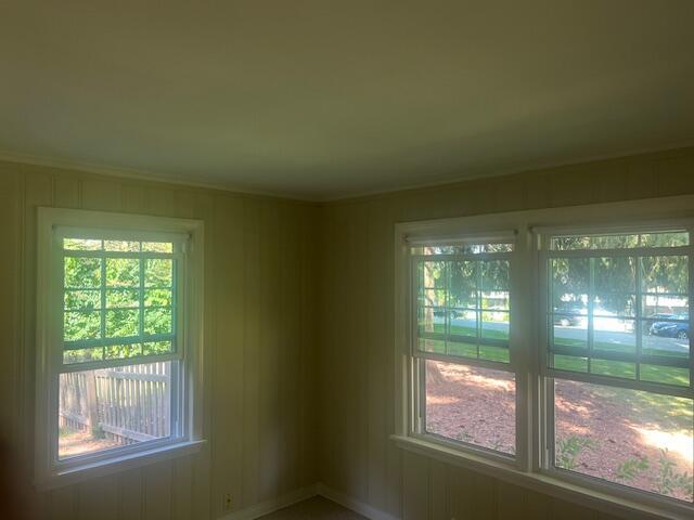 Building Photo - 645 Hi View Ct