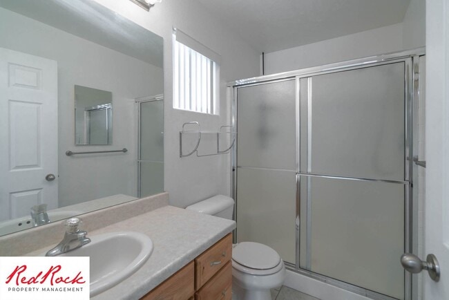 Building Photo - 2 Bedroom and 2 Bathroom Home near Quail C...